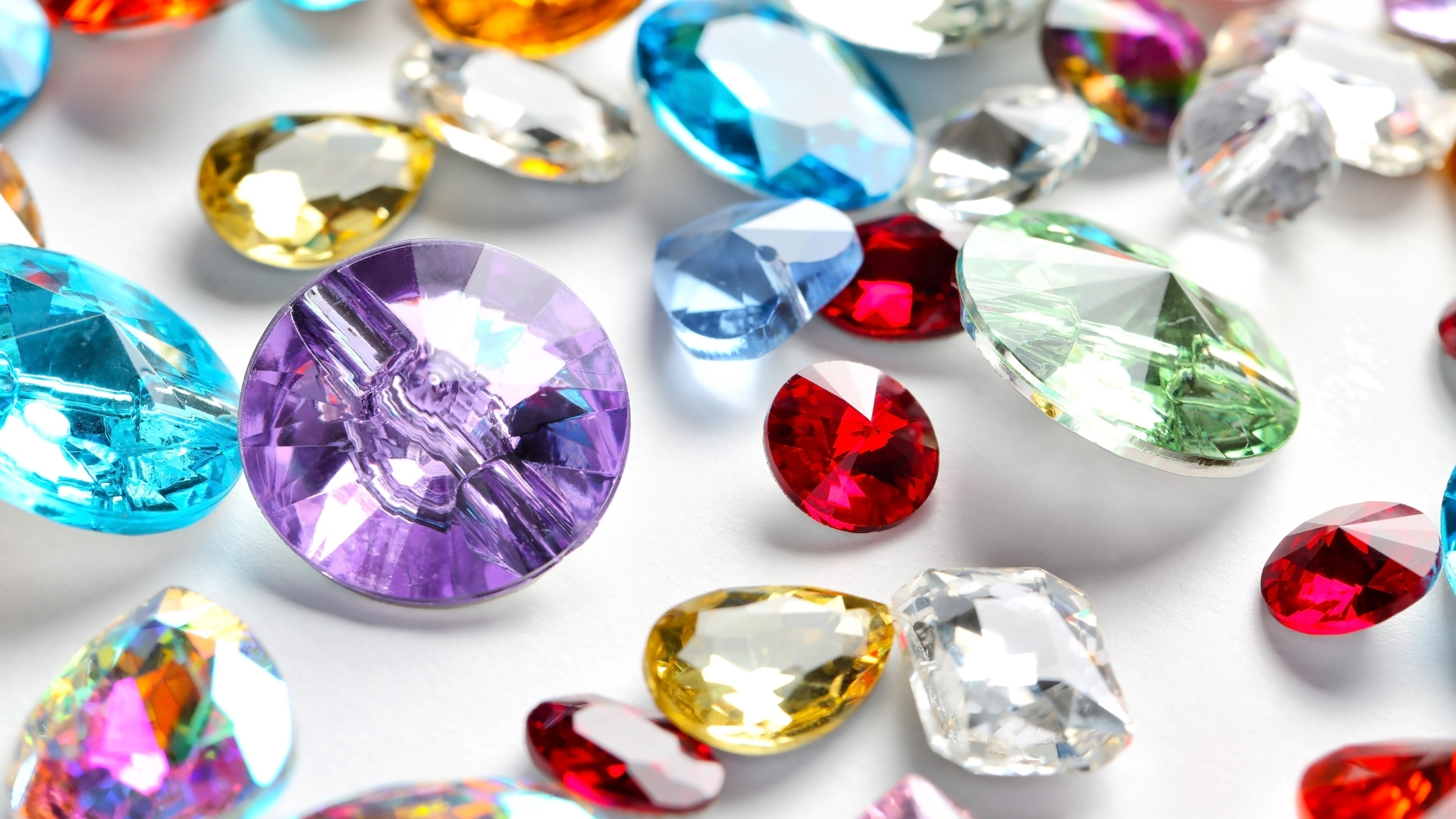 10 Fascinating Facts About the 5 Cardinal Gemstones: Diamond, Ruby,...