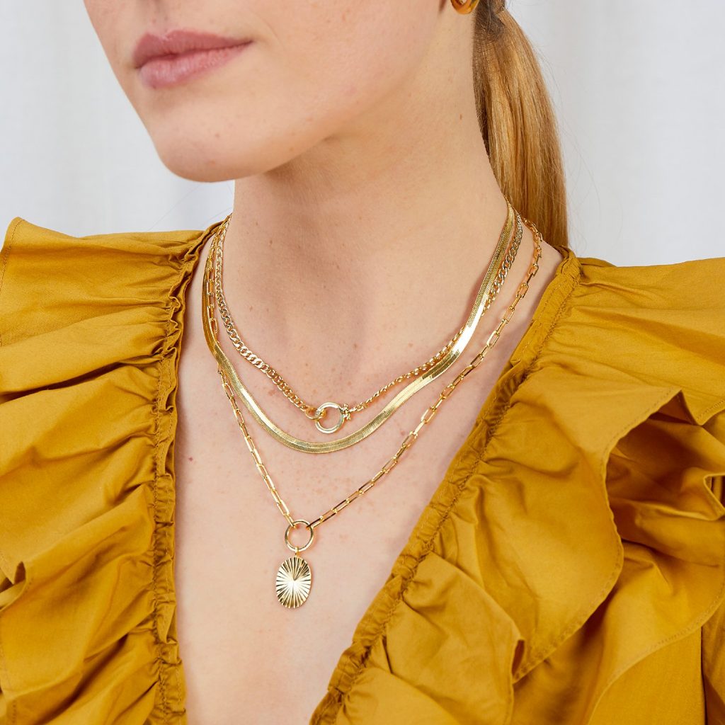 10 best chic and elegant jewelry brands, luxury gemstone gold, sustainable and ethical